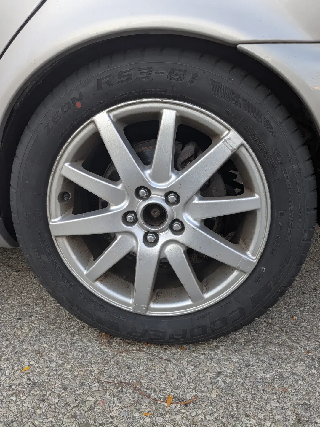 Cooper Zeon RS3-G1 Tire - 235/50R17 image indicator(2)