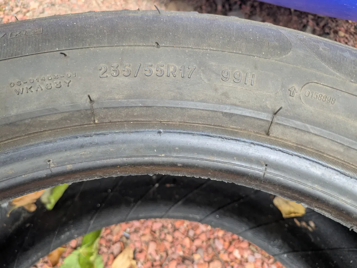 Michelin 235/55R17 Tire, 4 tires image indicator(3)