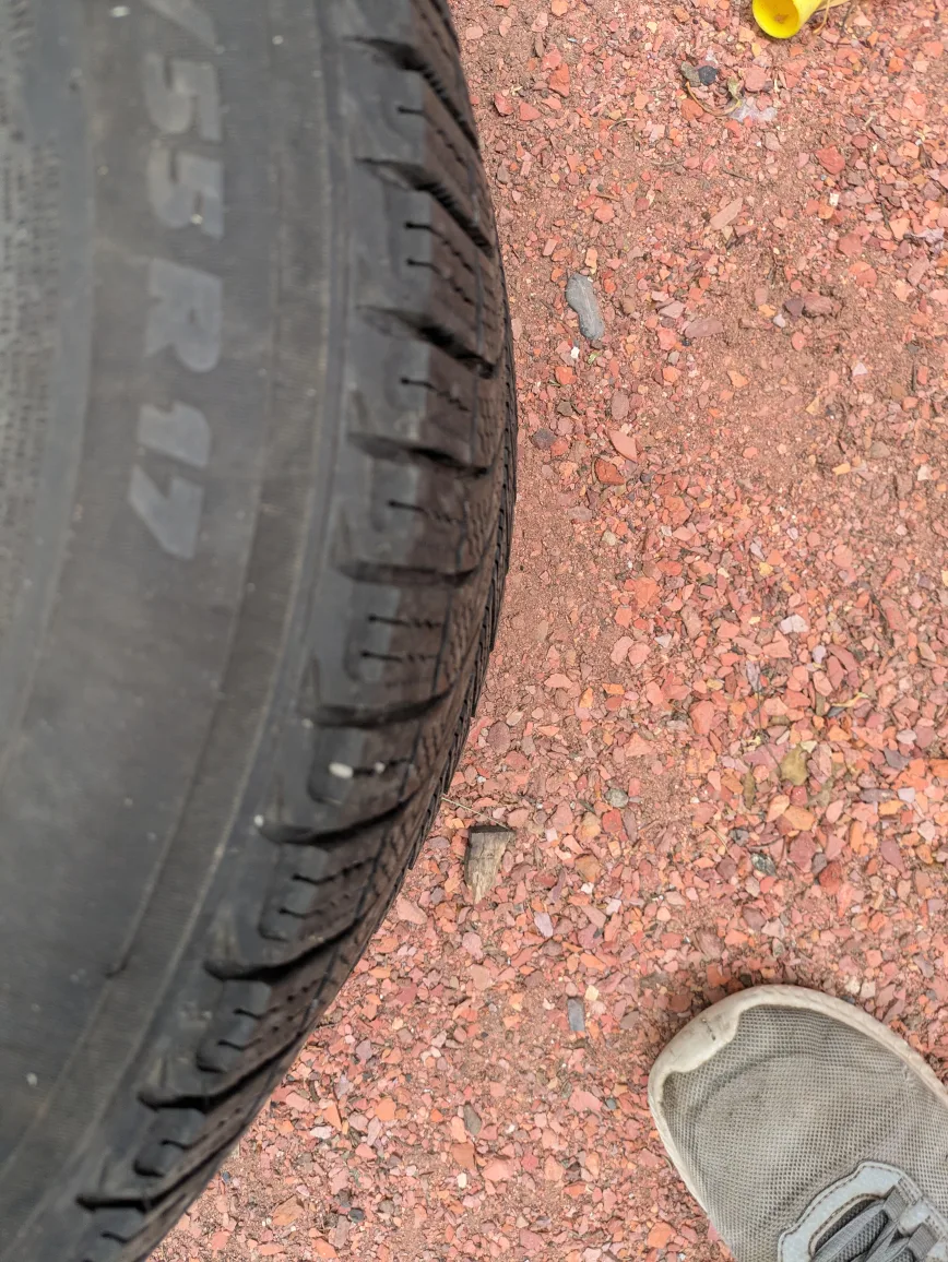 Michelin 235/55R17 Tire, 4 tires image indicator(5)