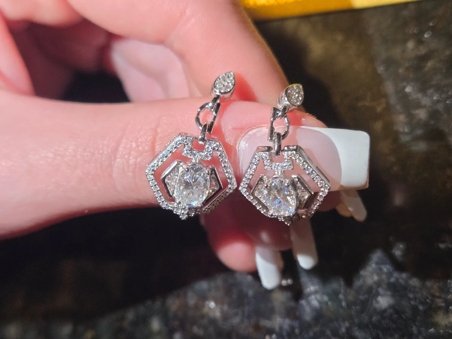 GRA 2.0CT Solid sterling silver Moissanite Diamond Earrings image indicator(6)