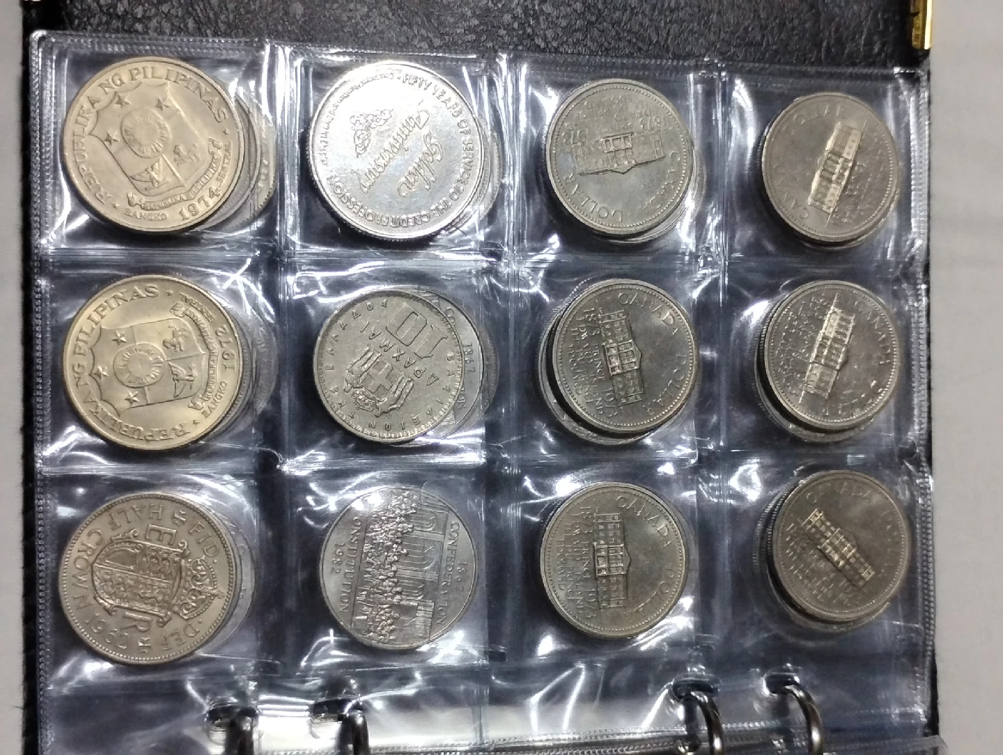 132 pieces Vintage coin collection - photo 5
