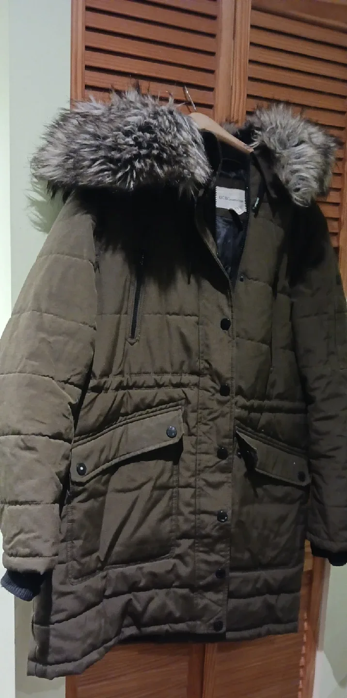 BCBGeneration XL Olive Green Winter Coat image indicator(3)