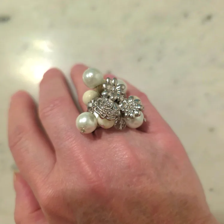 Cocktail Pearl and Flower Ring thumbnail