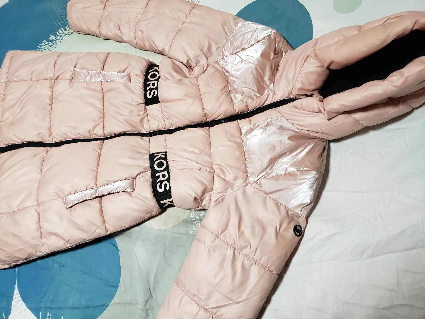 Michael Kors Blush Pink Belted Hood Winter Jacket Size 4 image indicator(4)