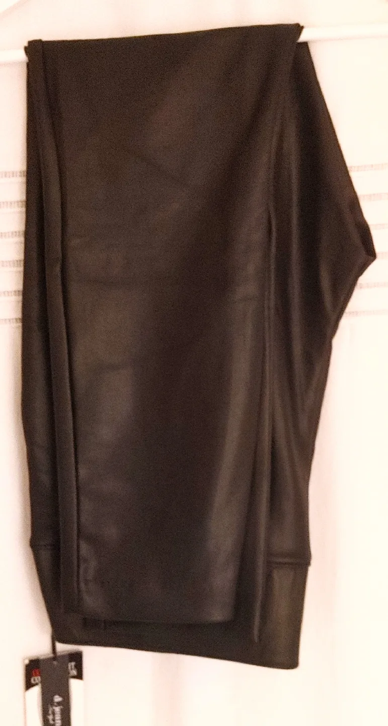 Black Faux Leather Leggings image indicator(2)