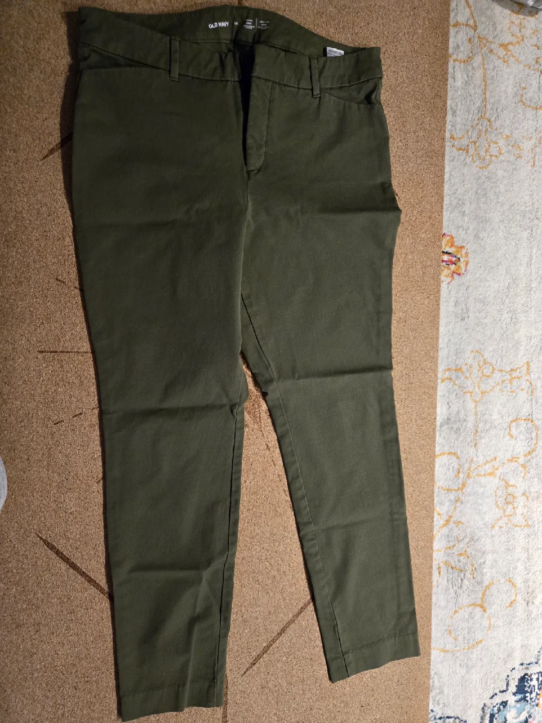 Old Navy Pixie Pants - Size 14 - Olive Green thumbnail