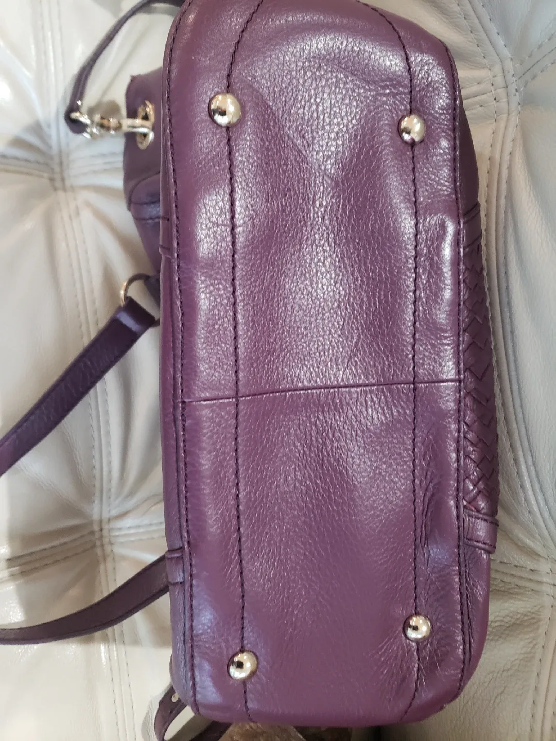 B. Makowsky Purple Leather Handbag image indicator(4)