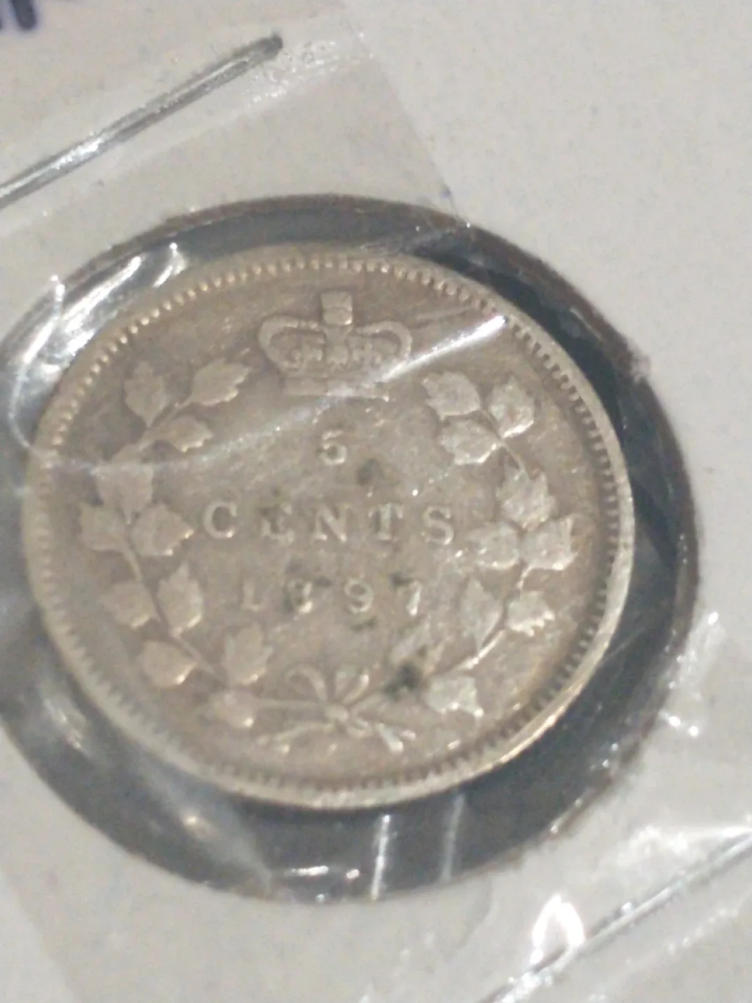 Stunning 1897 Canada five cents Victoria .925 silver KM #1 image indicator(2)