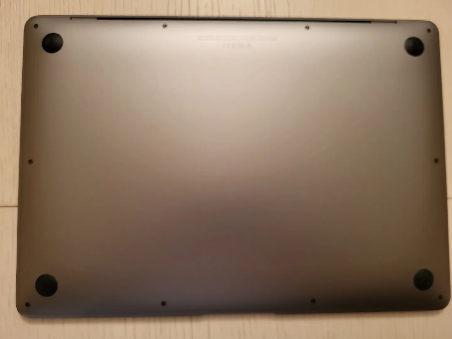 MacBook Air M1 (2020) – Excellent Condition | Low Cycle Count image indicator(6)