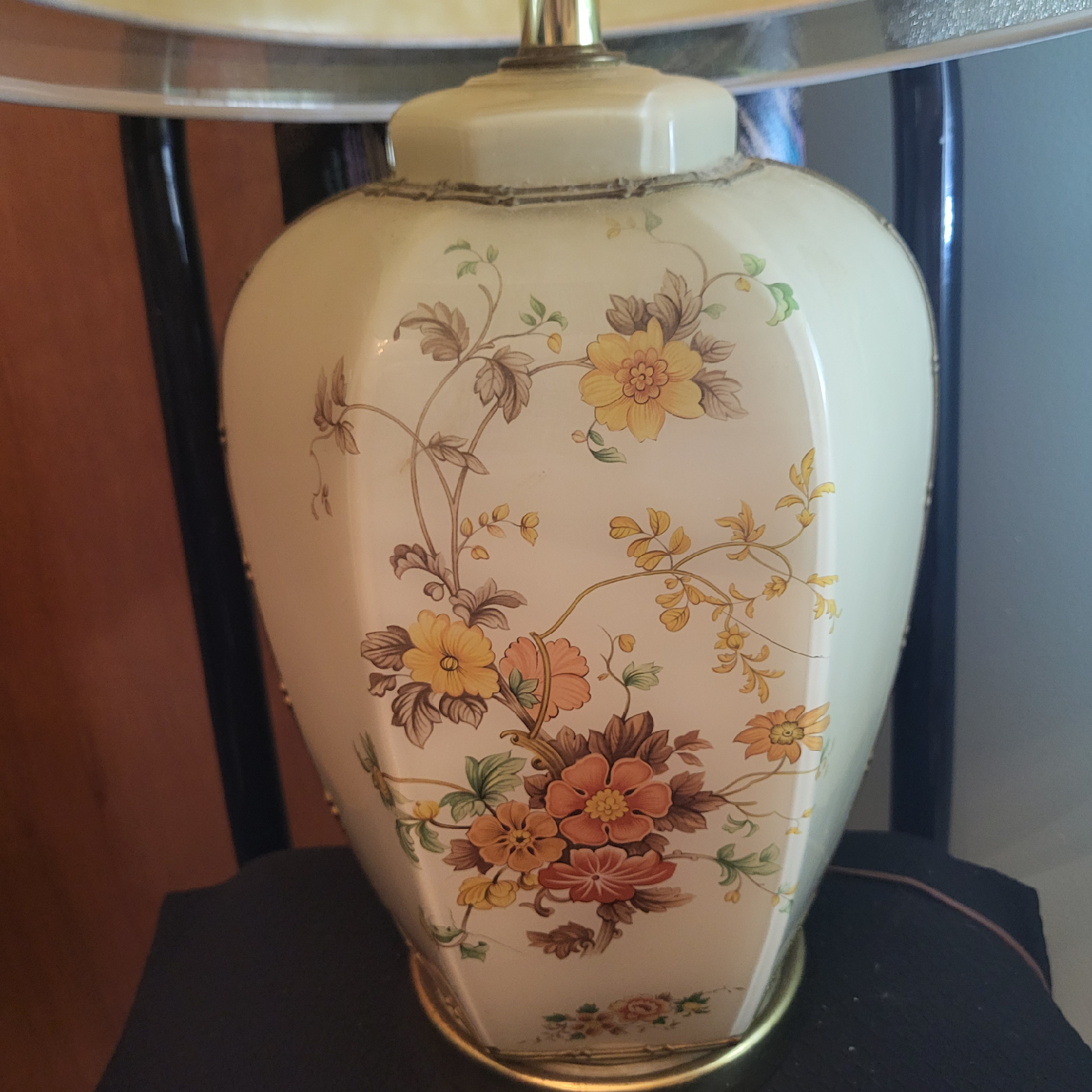 Vintage Floral Table Lamp - photo 3