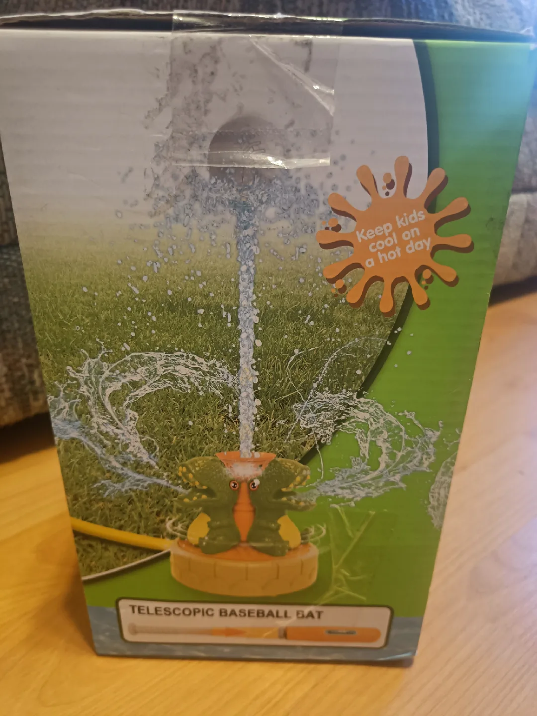 2 in 1 Water Spray Toy - Fun Water World image indicator(3)