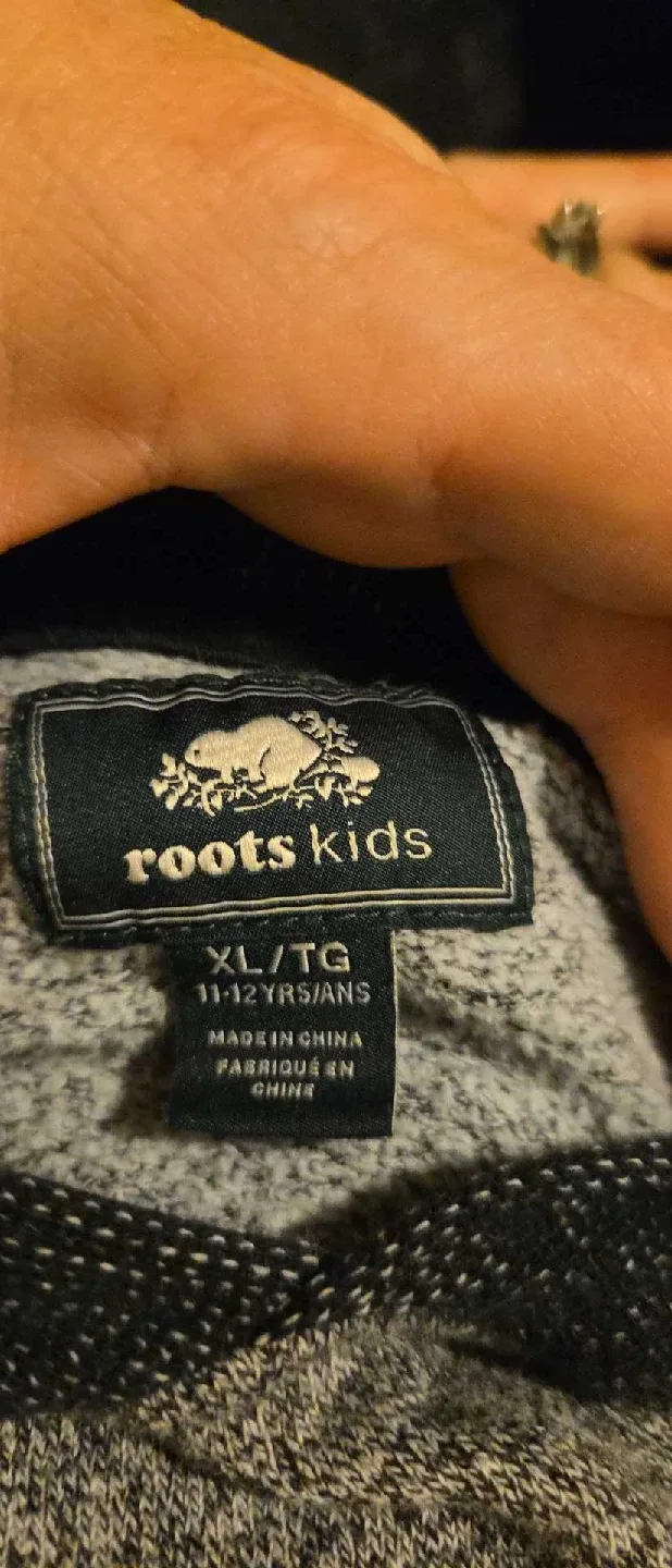 Roots Kids Hoodie - XL (11-12 Yrs) image indicator(5)