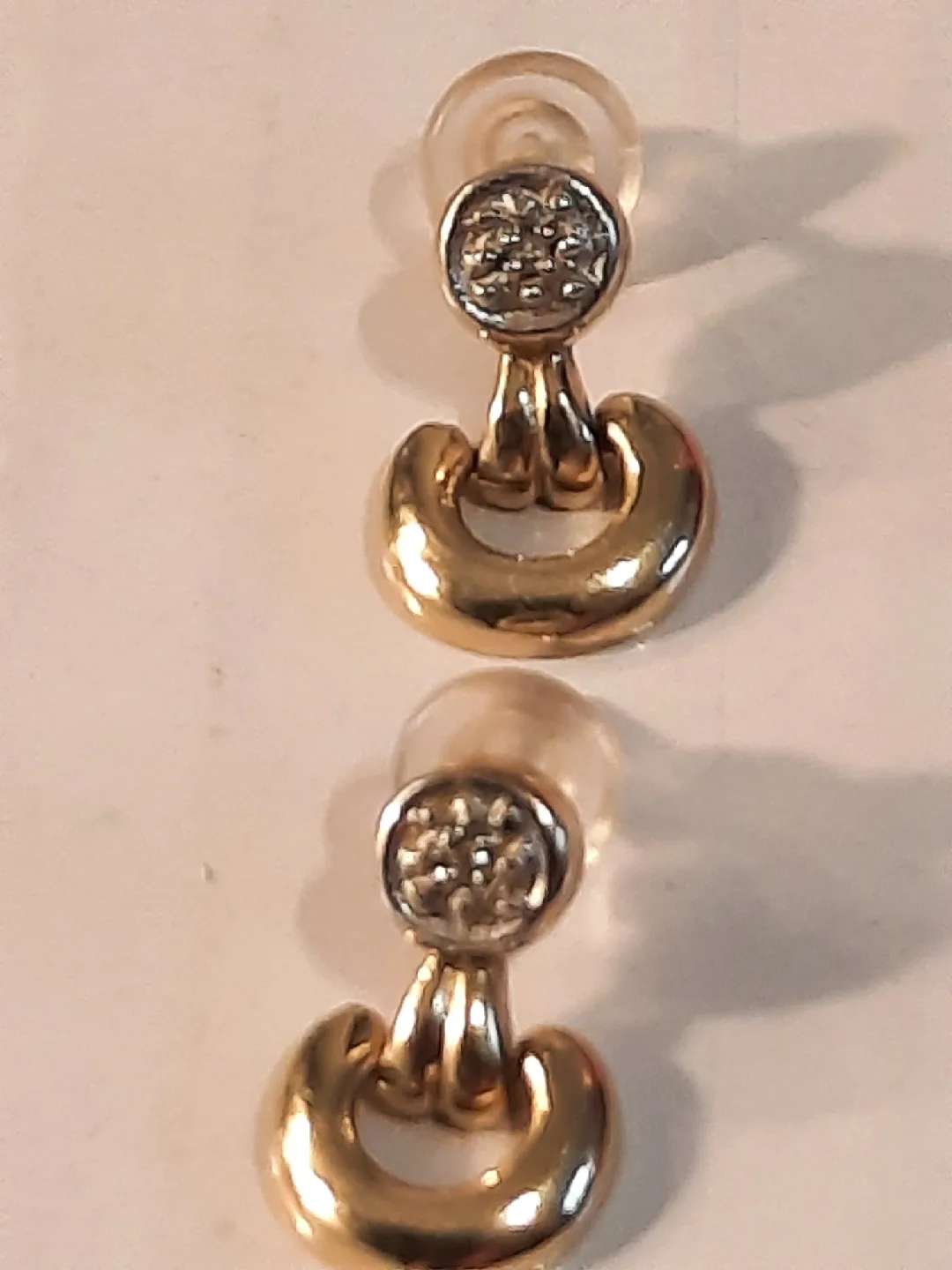 10k solid gold earings with diamonds image indicator(3)