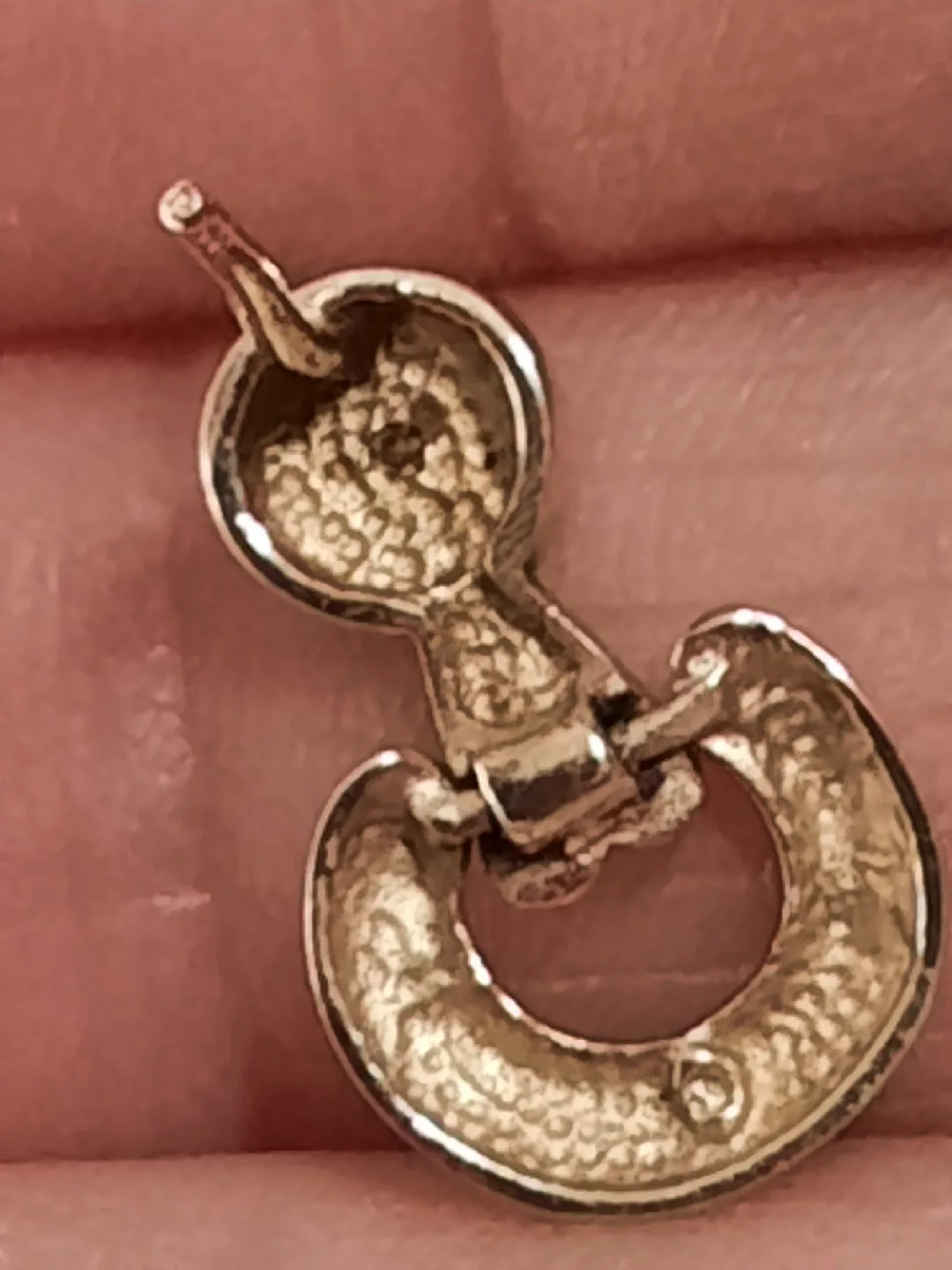 10k solid gold earings with diamonds image indicator(9)