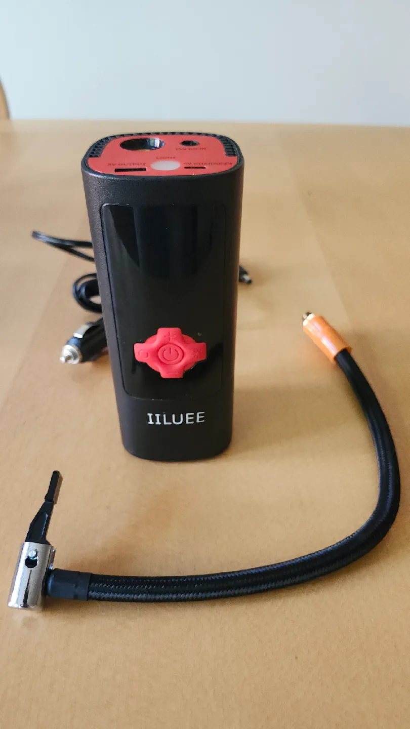 IILUEE Portable Air Compressor/Power Bank thumbnail