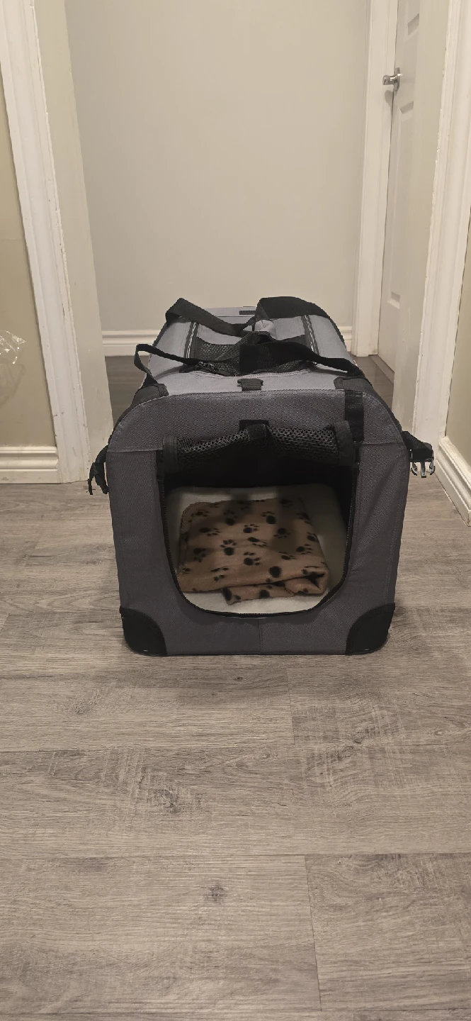 Petprosco Pet Carrier - New! - photo 2