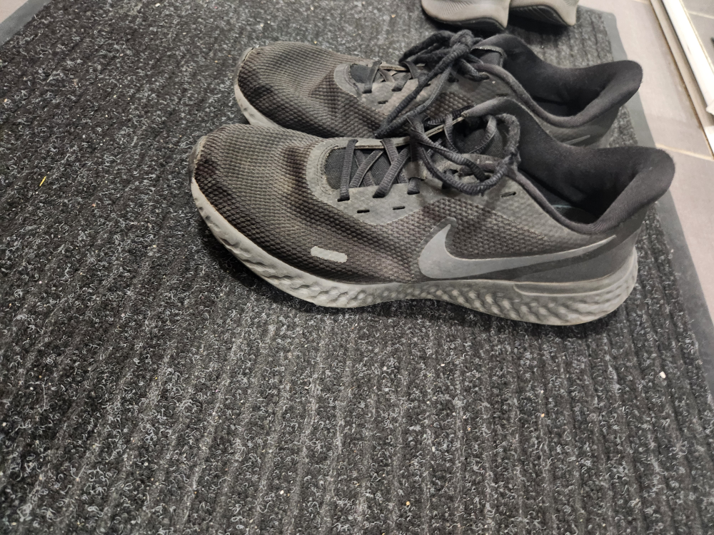 Nike Revolution 5 Running Shoes - Black