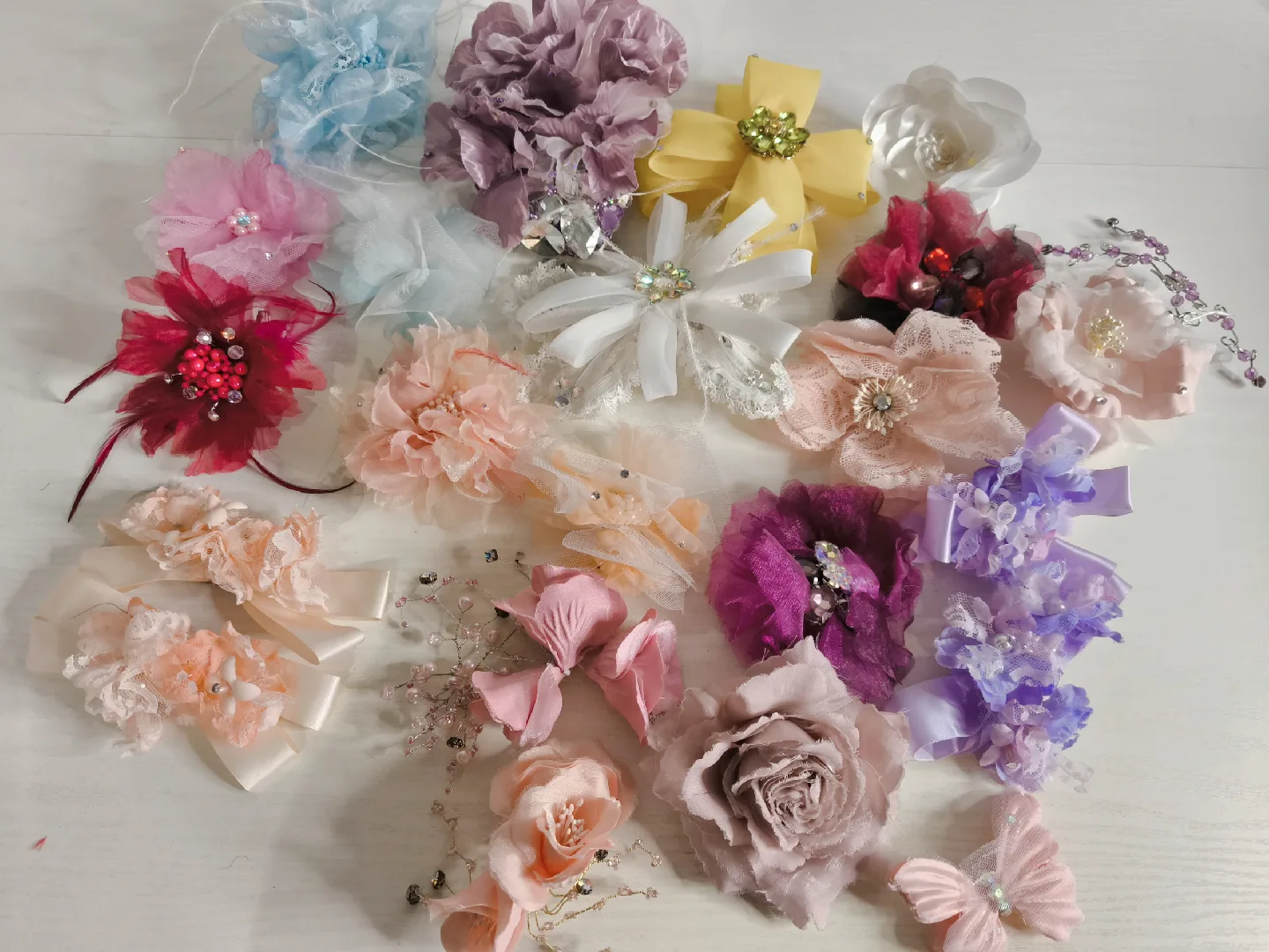 Assorted Flower Hair Accessories thumbnail