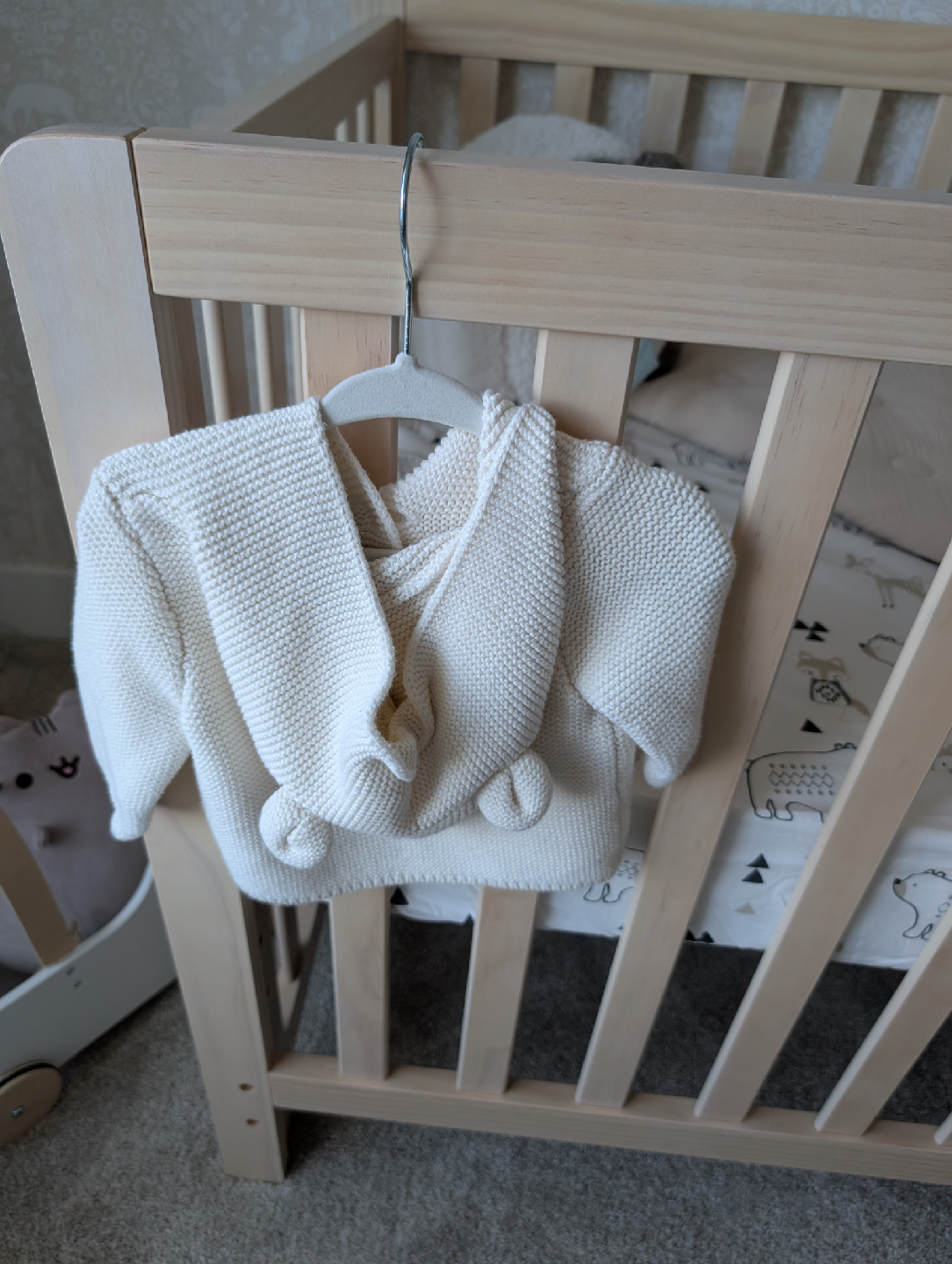 Full Nursery Set – Crib, Dresser, Chair + Baby Clothes & Decor - photo 4