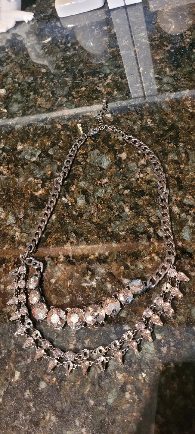 Silver Tone Layered Necklace - some stones missing 🥕 image indicator(2)