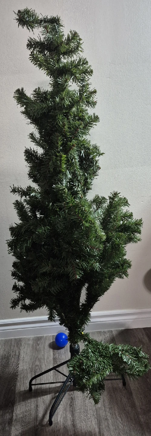 5ft Mackenzie Scotch Pine Unlit Tree - photo 2
