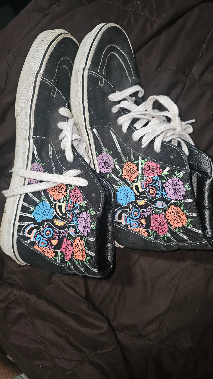 Vans Sk8-Hi Dia De Muertos Size 12 thumbnail