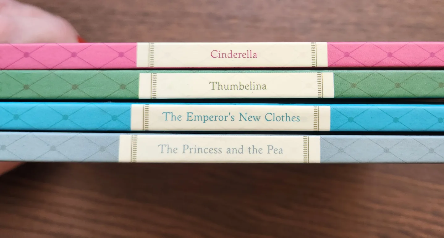 Set of 4 Silver Penny fairy tale books image indicator(2)