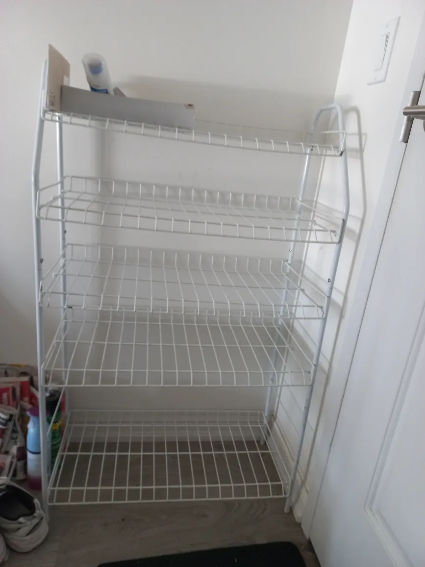 White wire shelf thumbnail