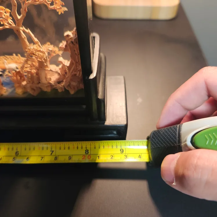 Wood Carving Display Case image indicator(3)