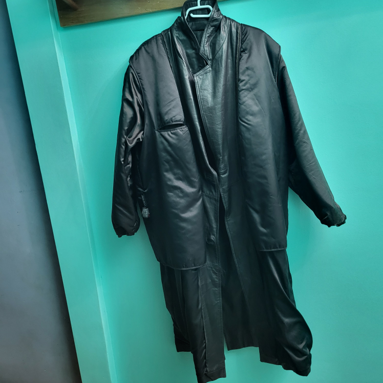 Wilsons Leather Experts Black Trench Coat - Size M - photo 3