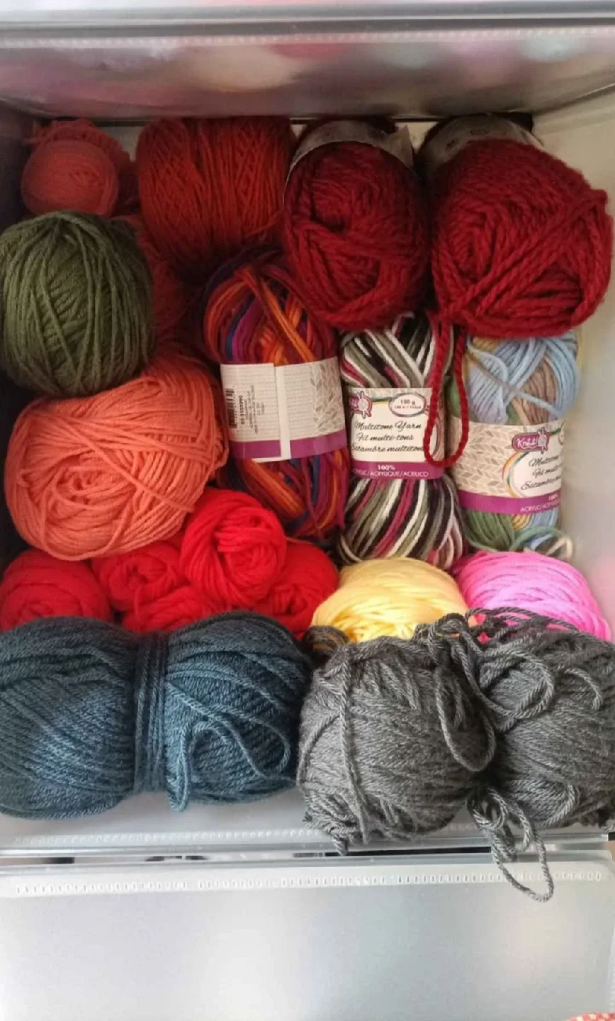 ‼️NEED GONE ASAP‼️Yarn Lot - $30 thumbnail
