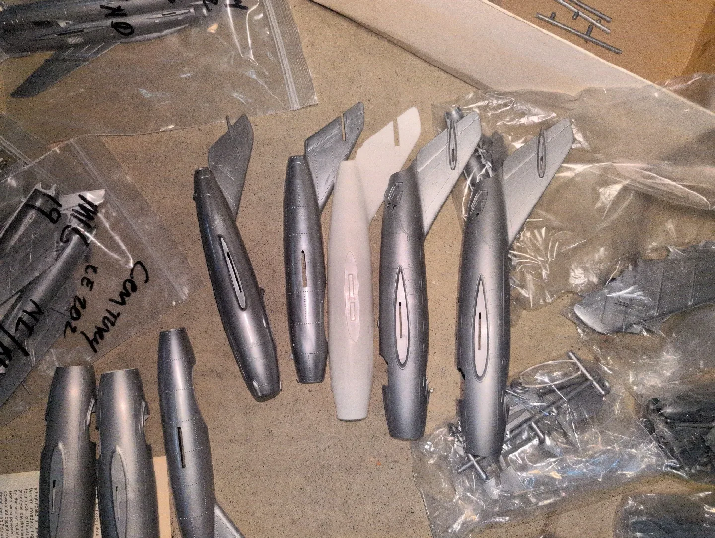 Vintage Model Airplane Kits - Century & MIG image indicator(9)