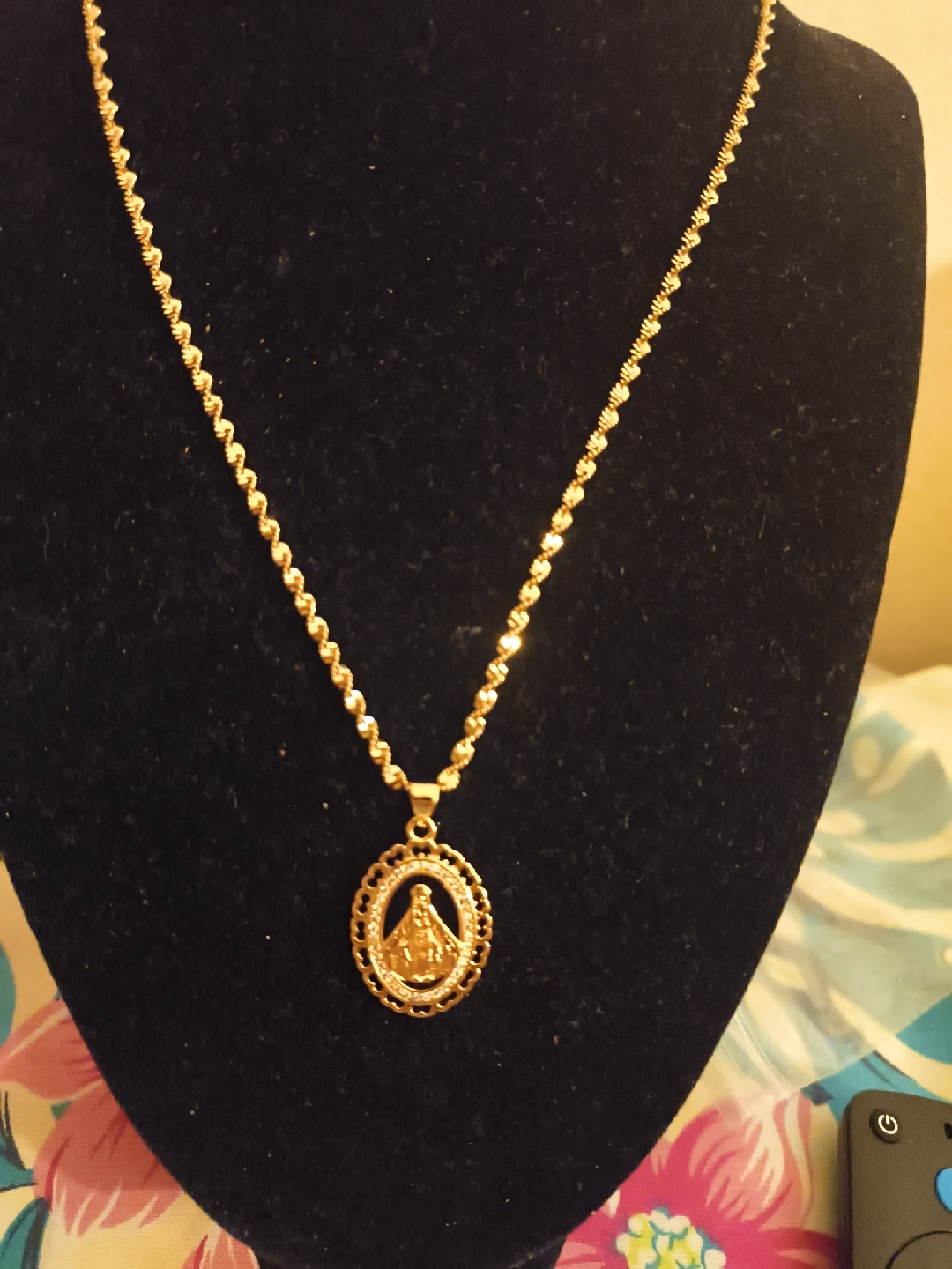 Gold Virgin Mary Pendant Necklace