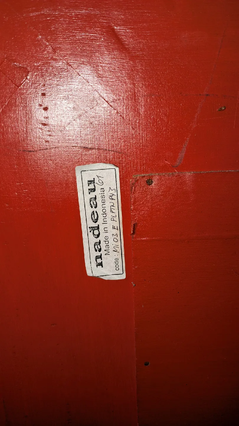 Nadeau Red Solid Wood Framed Mirror image indicator(4)