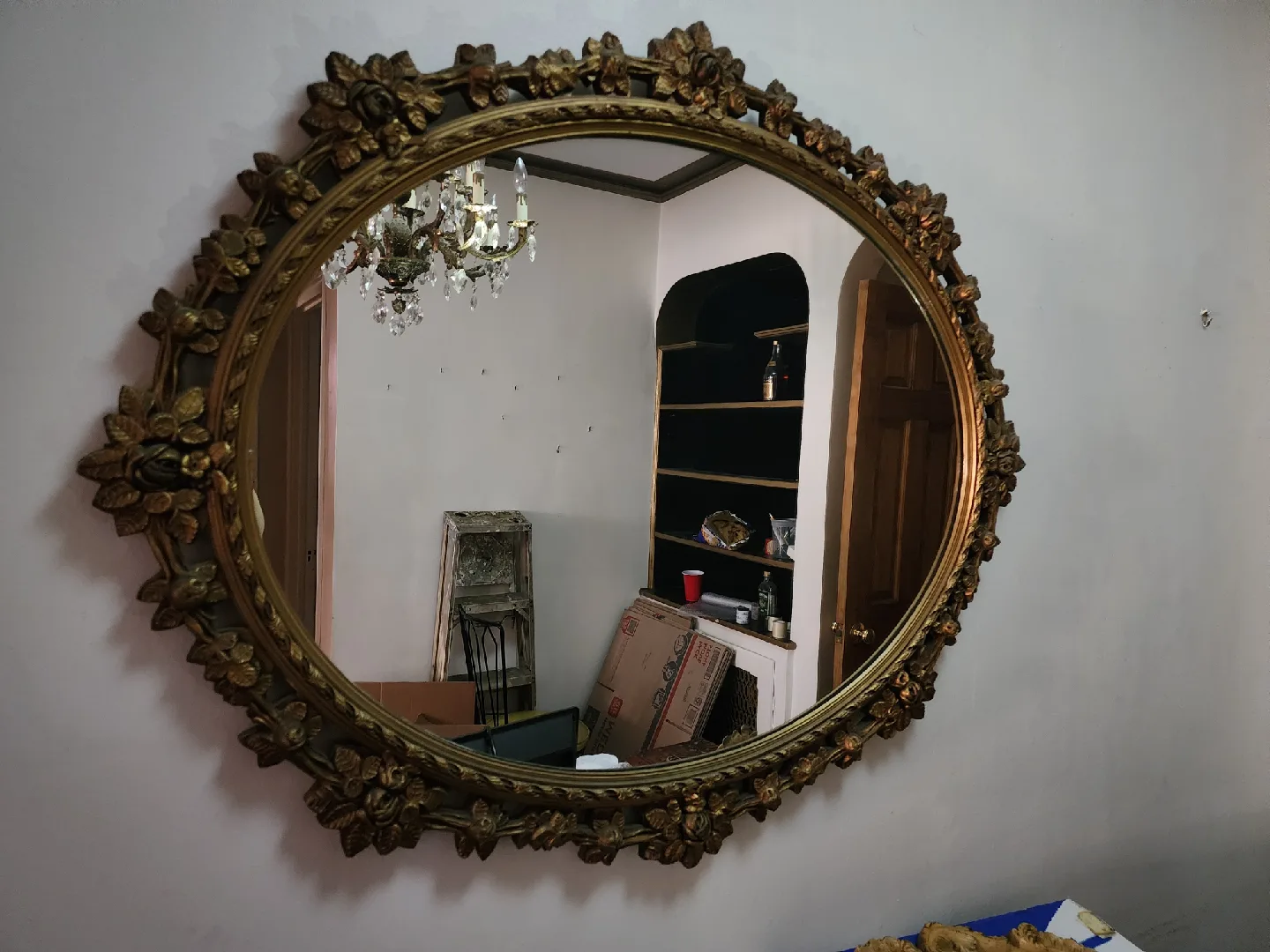 Vintage Oval Floral Mirror - Gold image indicator(3)