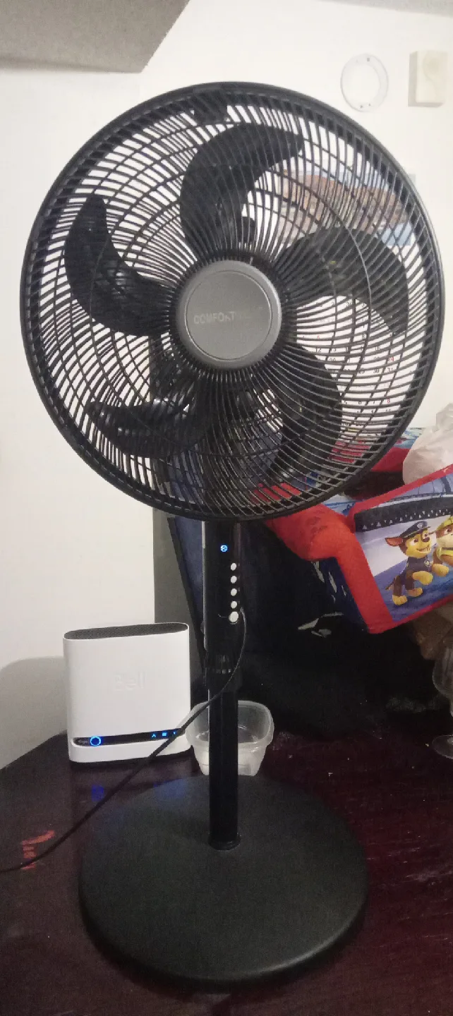Comfortmate Black Standing Fan image indicator(2)