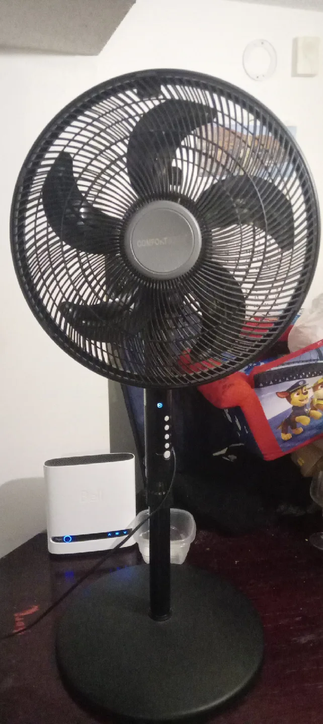 Comfortmate Black Standing Fan image indicator(3)