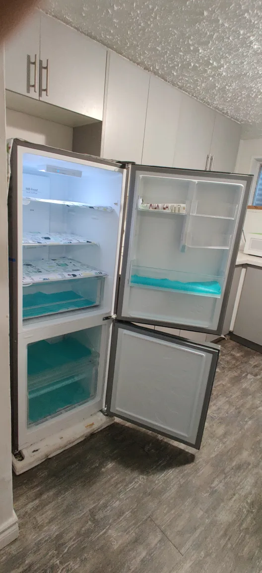 Marathon Refrigerator - Great Condition! image indicator(4)