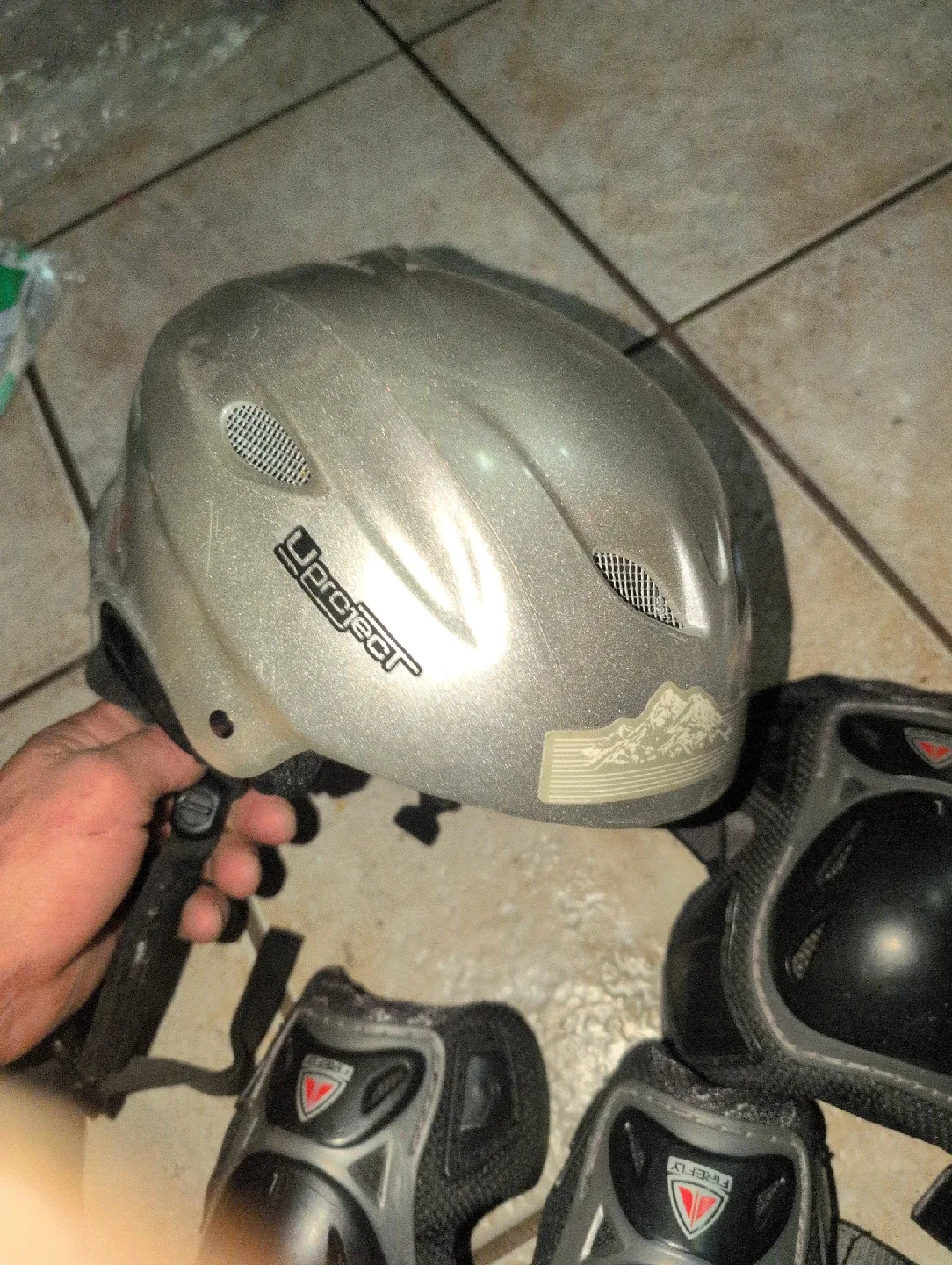 Firefly & Cooper Skateboard Protective Gear Set image indicator(4)