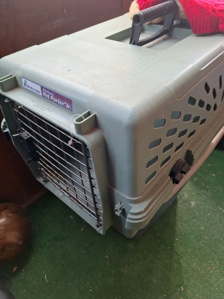 Dog Sweaters - Red, Tan, Blue - Small Size.kennel cage image indicator(2)