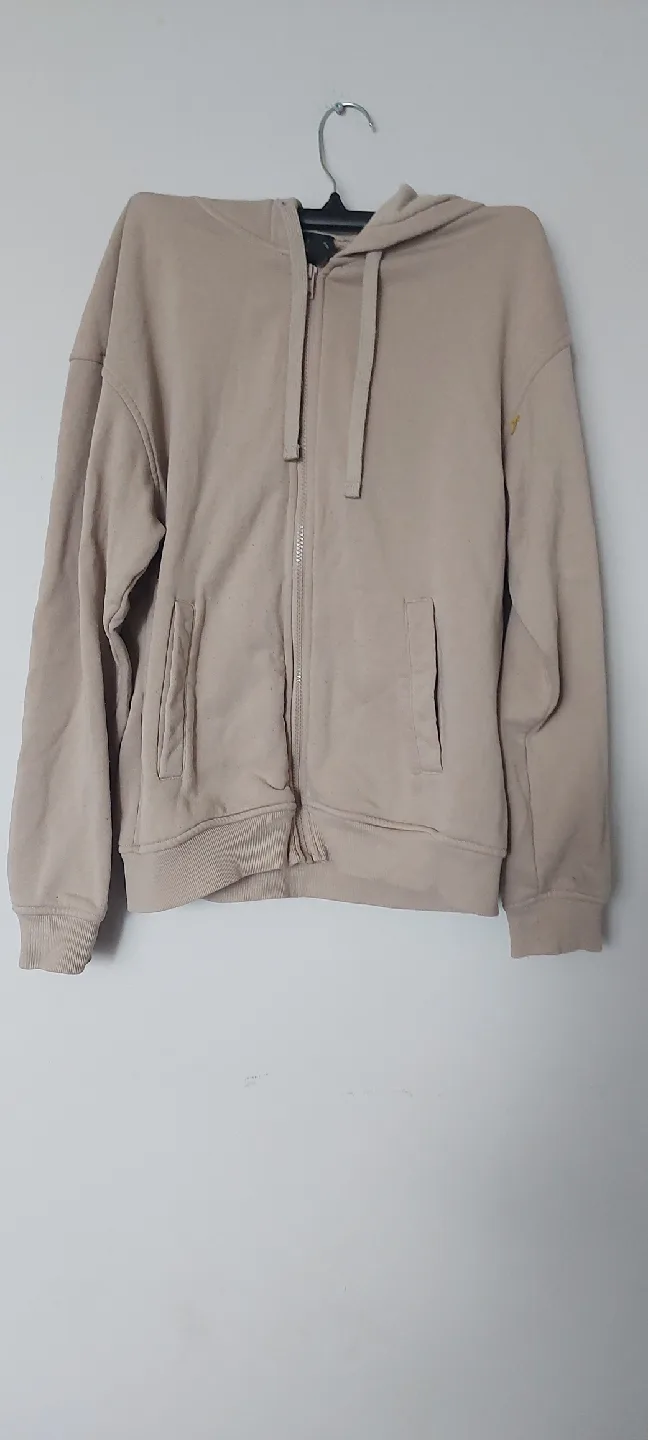 Assorted Women's Clothing image indicator(5)