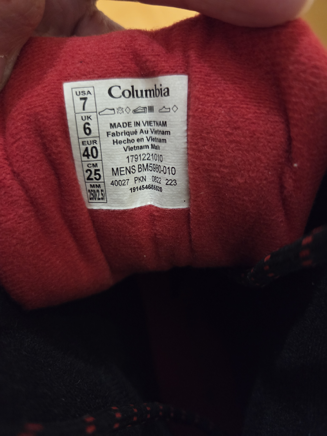 Columbia boy's Winter Boots - Size 7 - photo 5