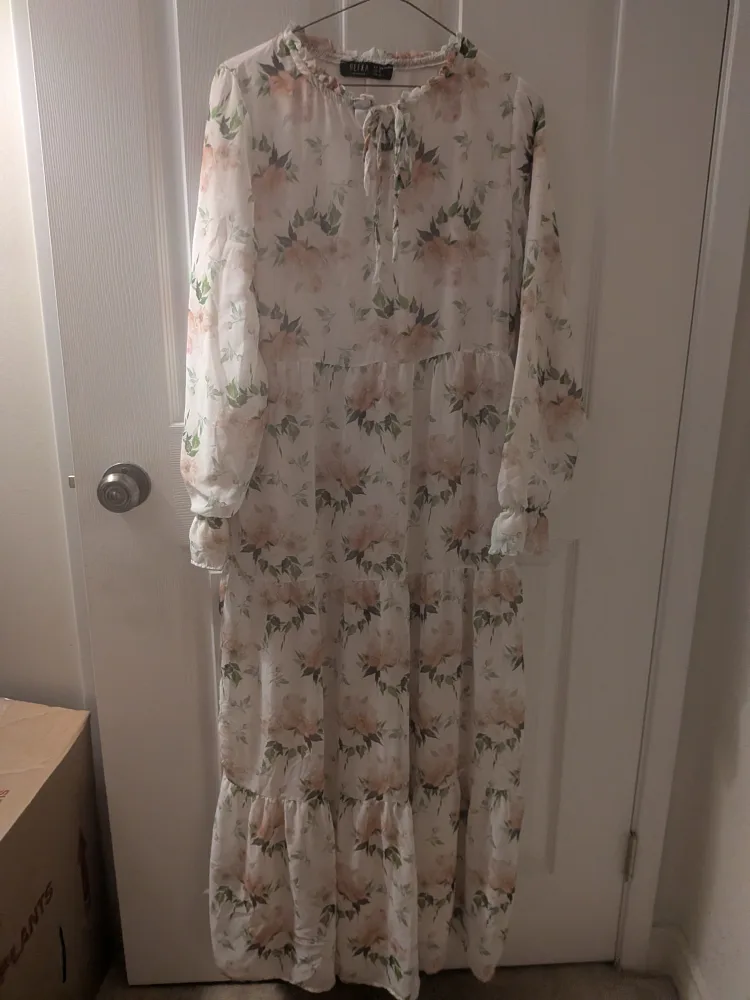 Refka Floral Print Maxi Dress - Size US 6 thumbnail