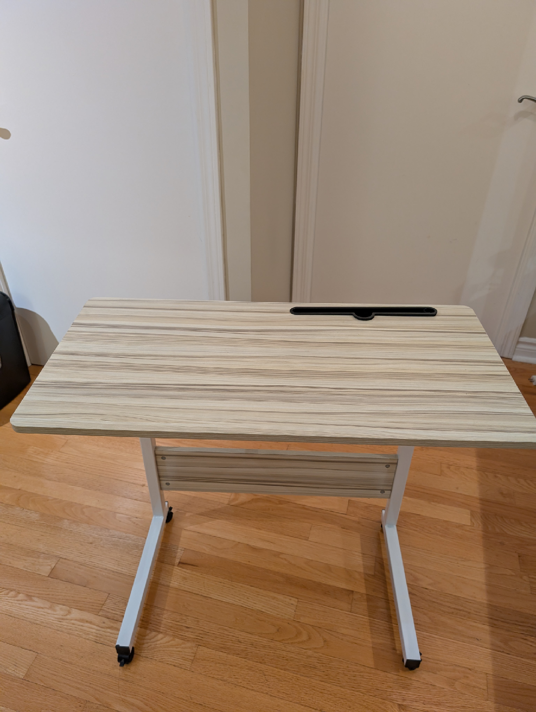 Mobile adjustable sit/Stand Up Desk - White Maple