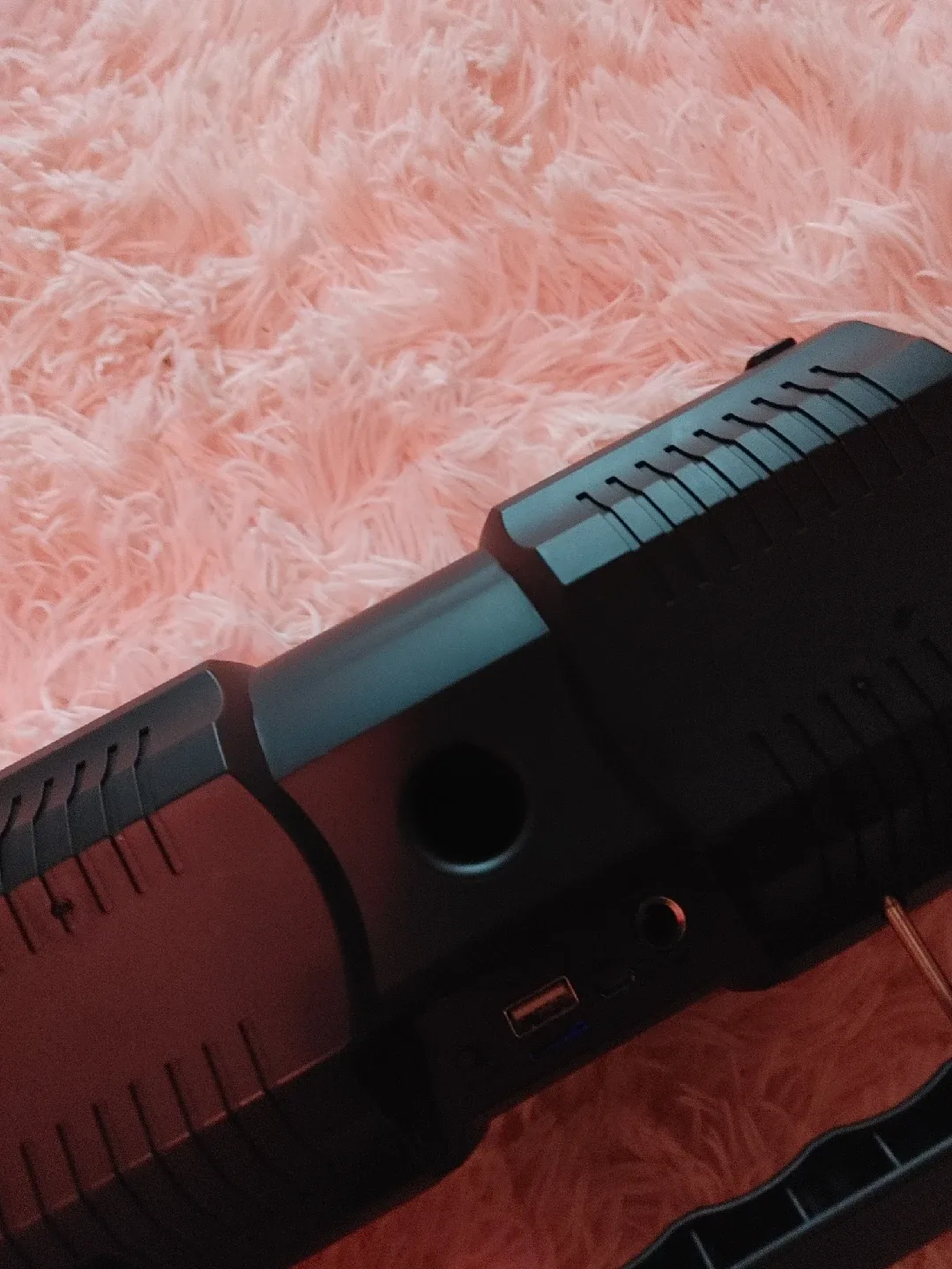 Sonic Vibes Portable Bluetooth Boombox image indicator(3)