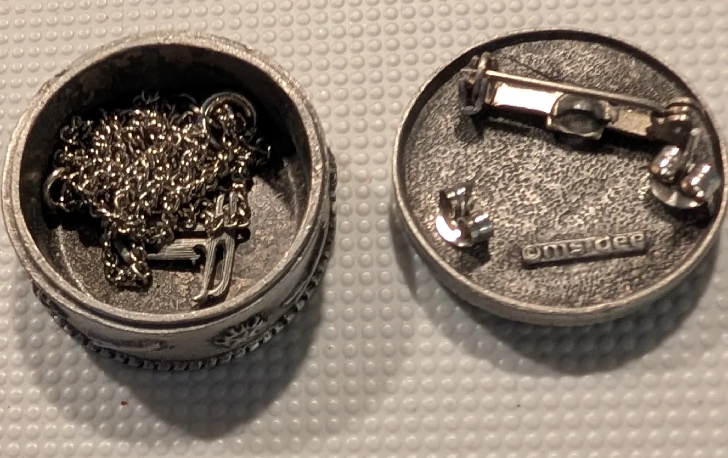 Ms Dee Vintage Pewter Trinket box image indicator(3)