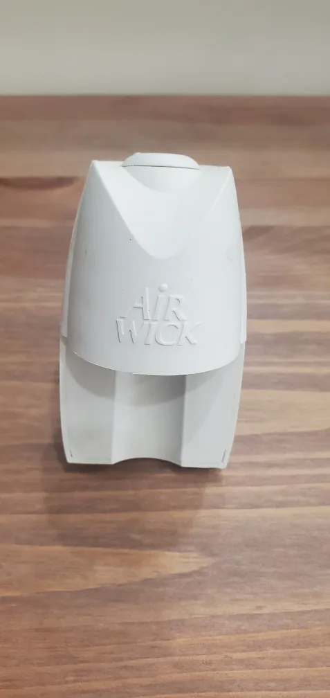 Air Wick Scented Oil Refills + Warmer image indicator(2)