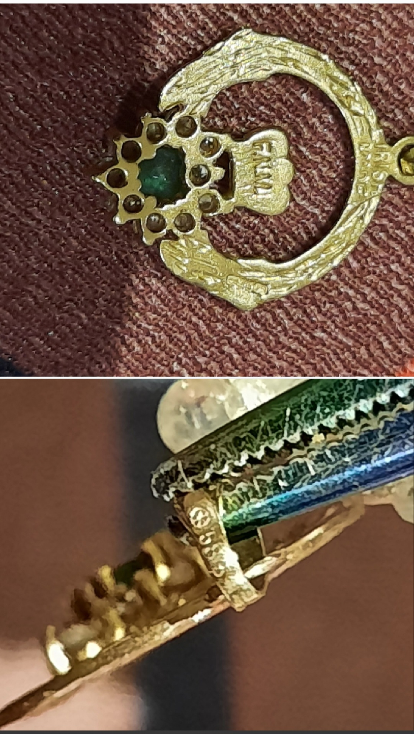 Authentic Solid 14k yellow gold Emerald Claddagh Pendant - photo 2