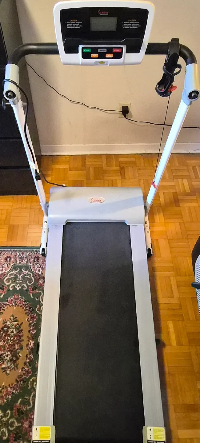 Sunny Health & Fitness Folding Treadmill image indicator(2)