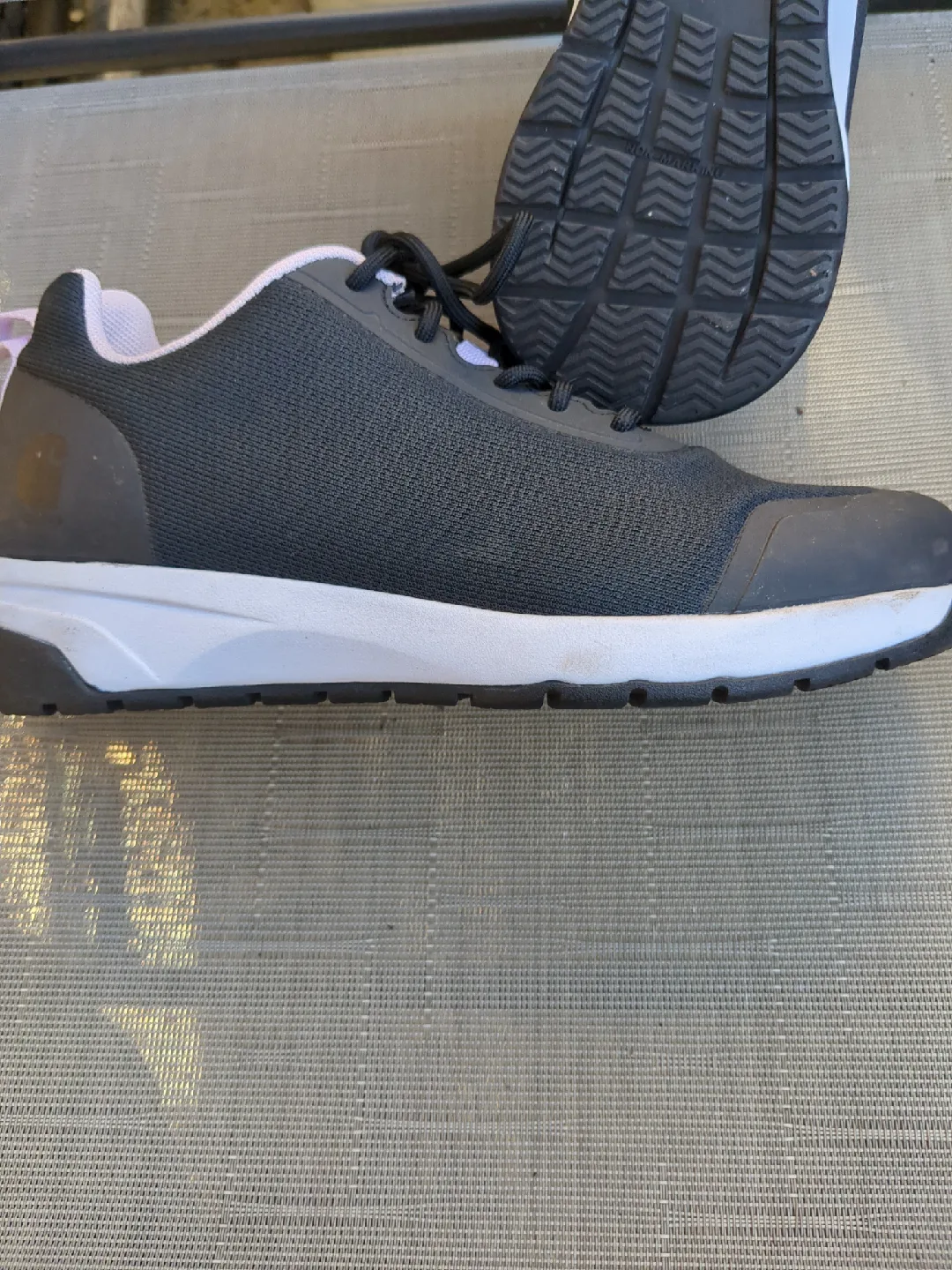 women's Carhartt sneaker size 6,5 image indicator(3)